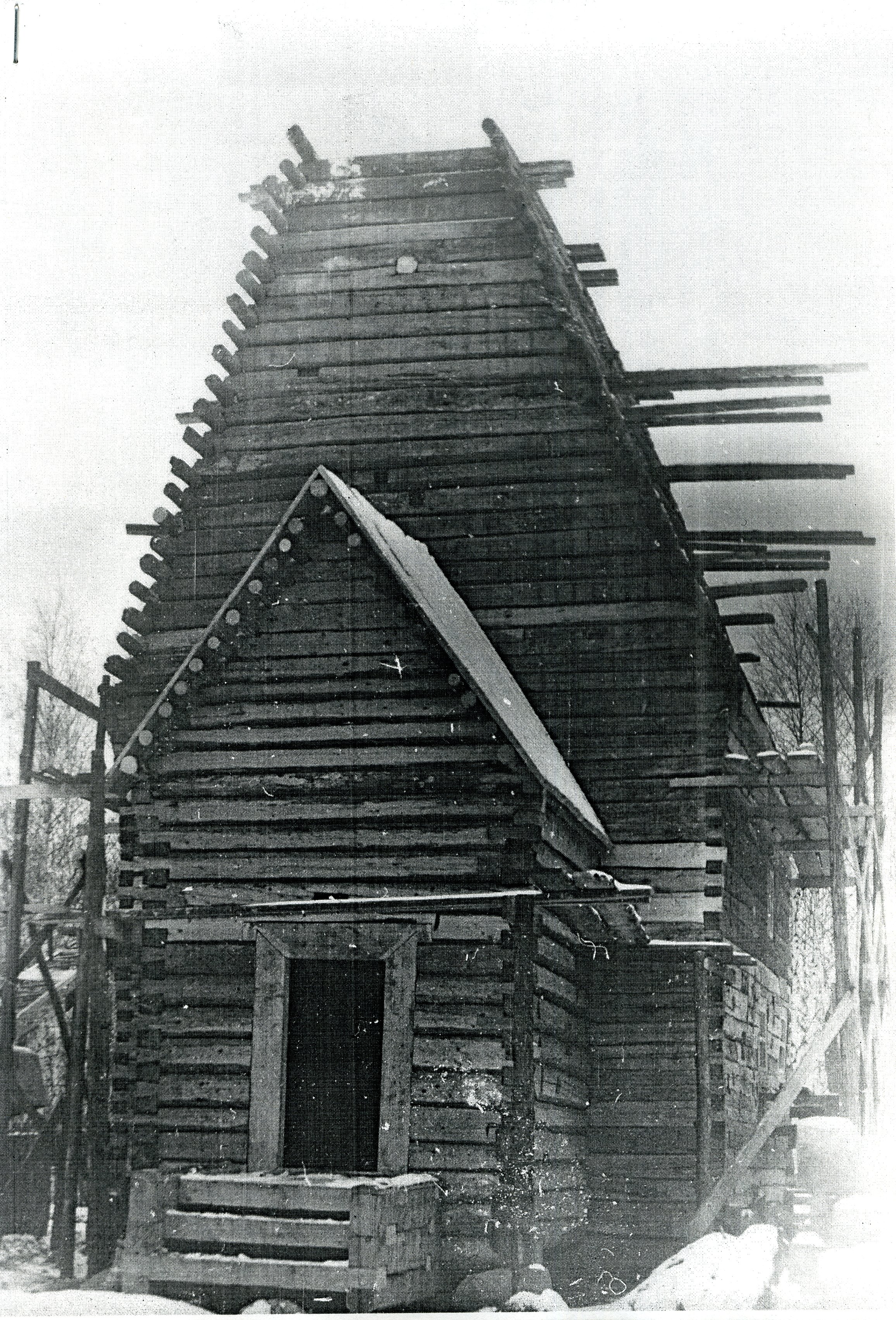 Церковь Воскресения (деревянная) из села Билюкова