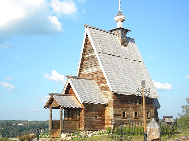 Церковь Воскресения (деревянная) из села Билюкова